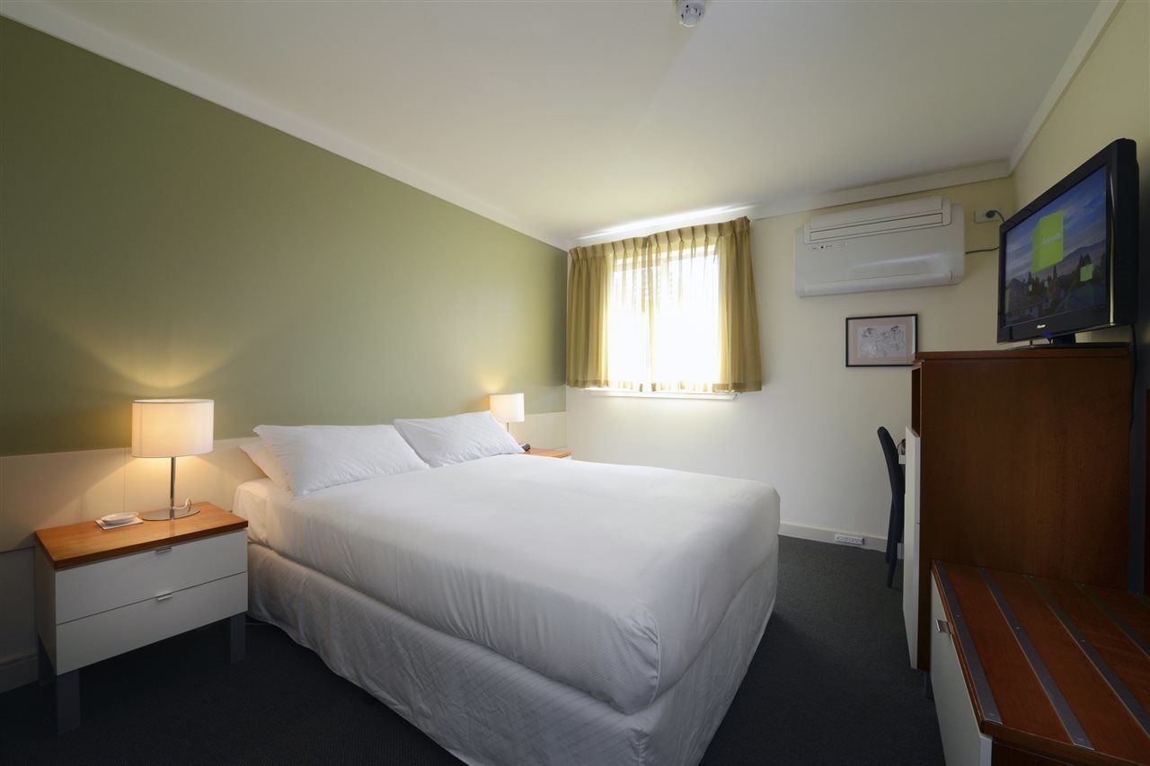 Sullivans Hotel パース エクステリア 写真