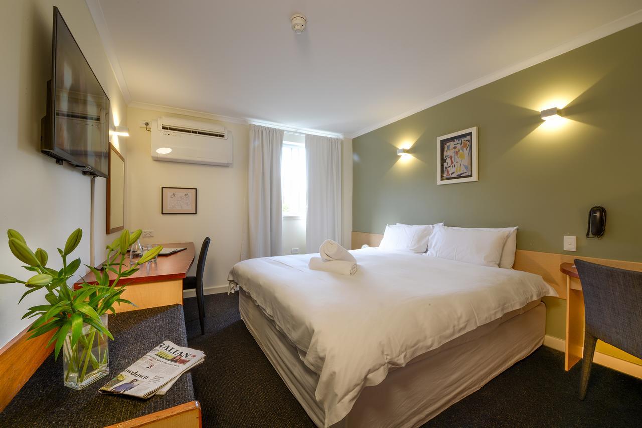 Sullivans Hotel パース エクステリア 写真