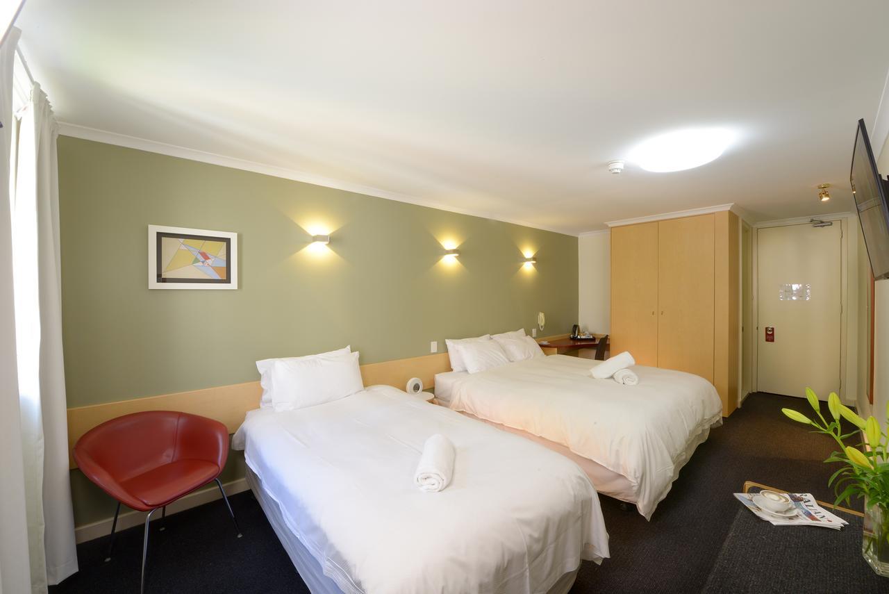 Sullivans Hotel パース エクステリア 写真