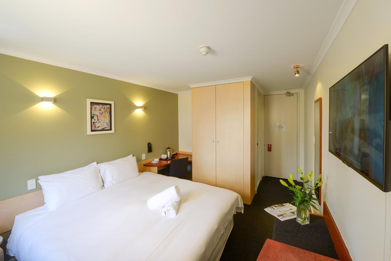 Sullivans Hotel パース エクステリア 写真
