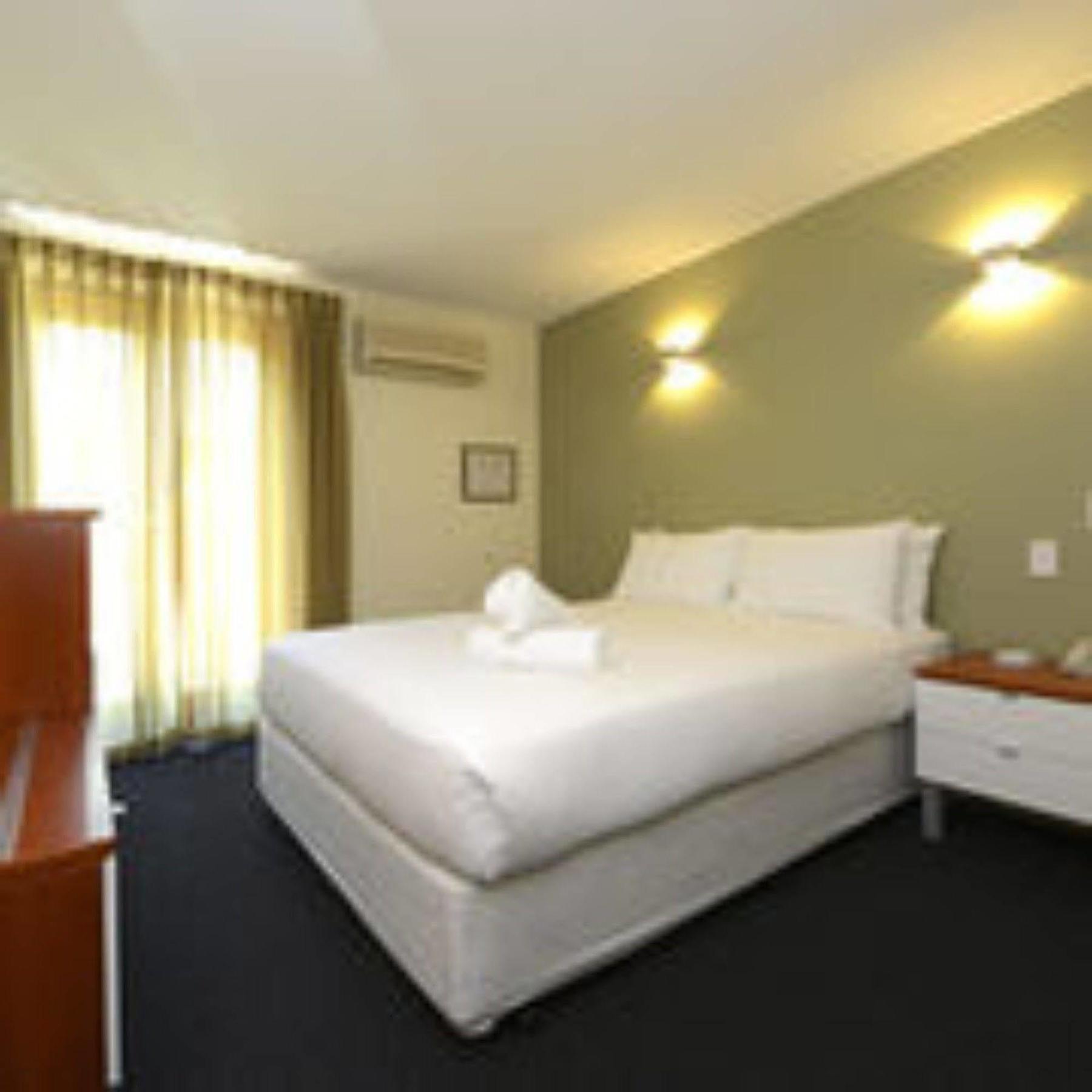 Sullivans Hotel パース エクステリア 写真